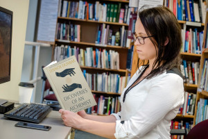Book cover mockup 1