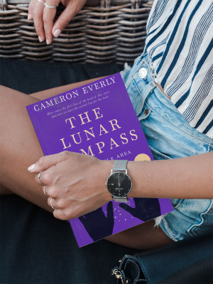 Book cover mockup 1