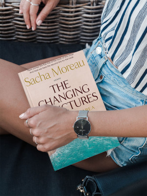 Book cover mockup 1